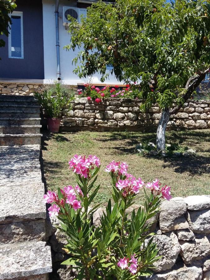 Villa Sunny Day Saints Constantine and Helena Exterior foto