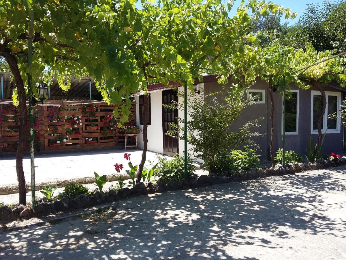 Villa Sunny Day Saints Constantine and Helena Exterior foto